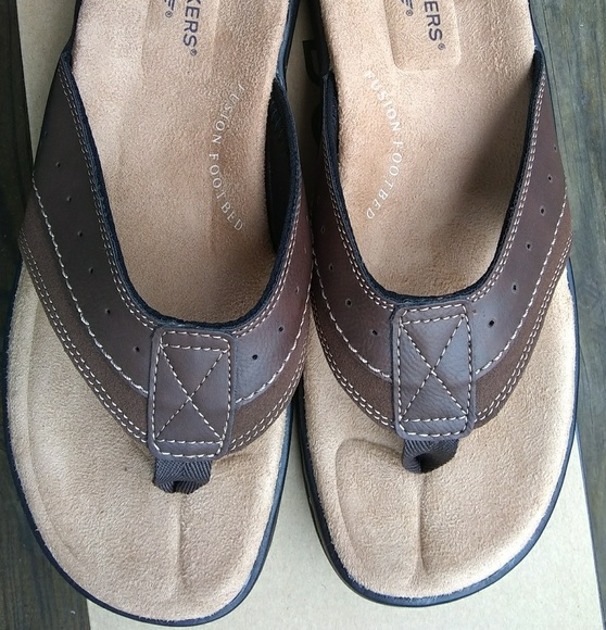 mens flip flops memory foam